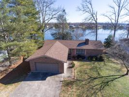 2109 Ona Rd