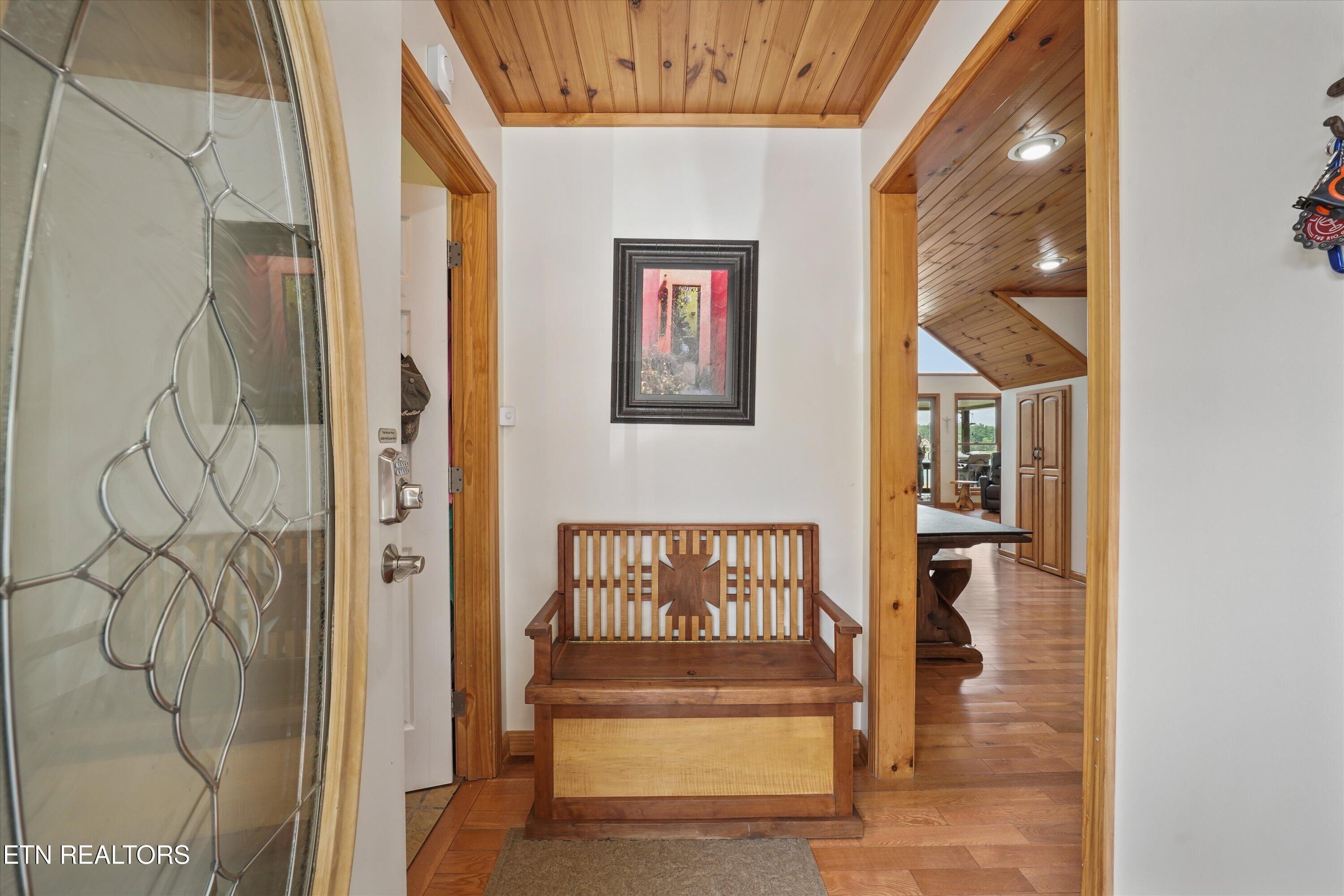 Image 2: 04-2529 McCloud Way 15