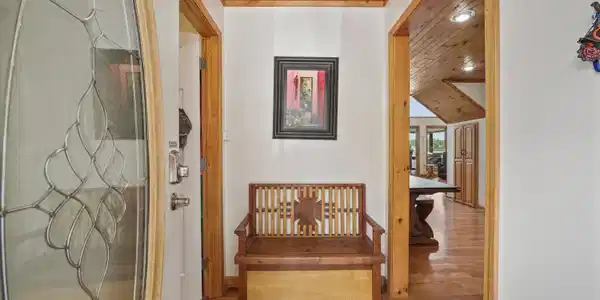 Image 2: 04-2529 McCloud Way 15