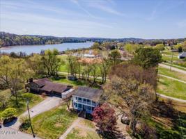 913 Lake Haven Rd
