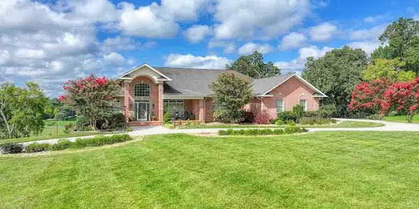 3817 Compass Pointe Drive