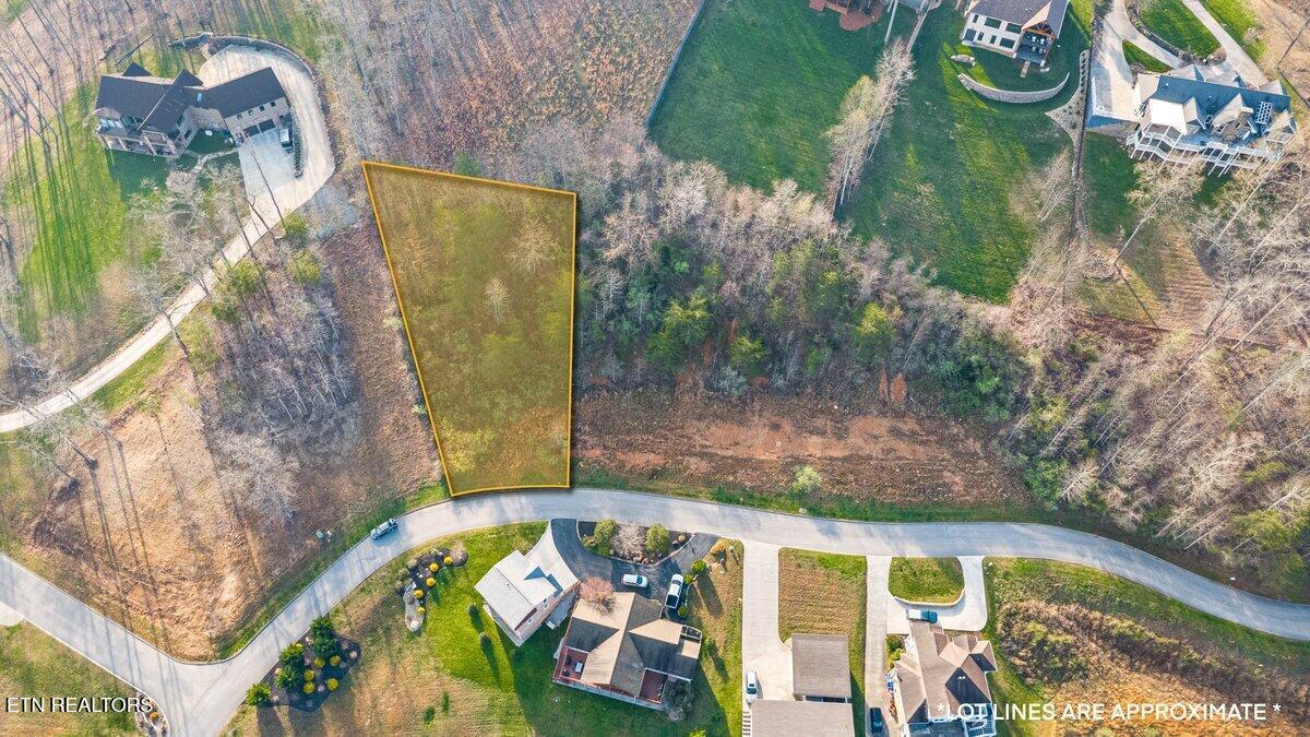 Image 2: Anchor Ln Lot 25