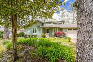 107 Shore Lane