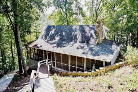 226 Deer Run Point