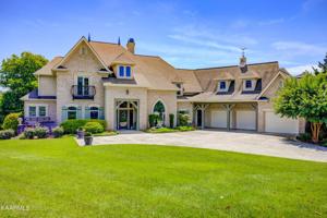 195 Chickadee Circle