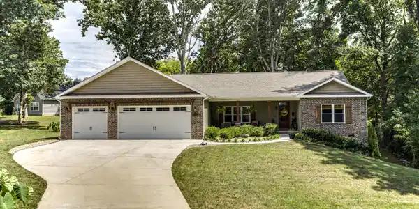 5101 Brooksview Rd