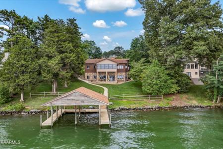 312 Southshore Drive