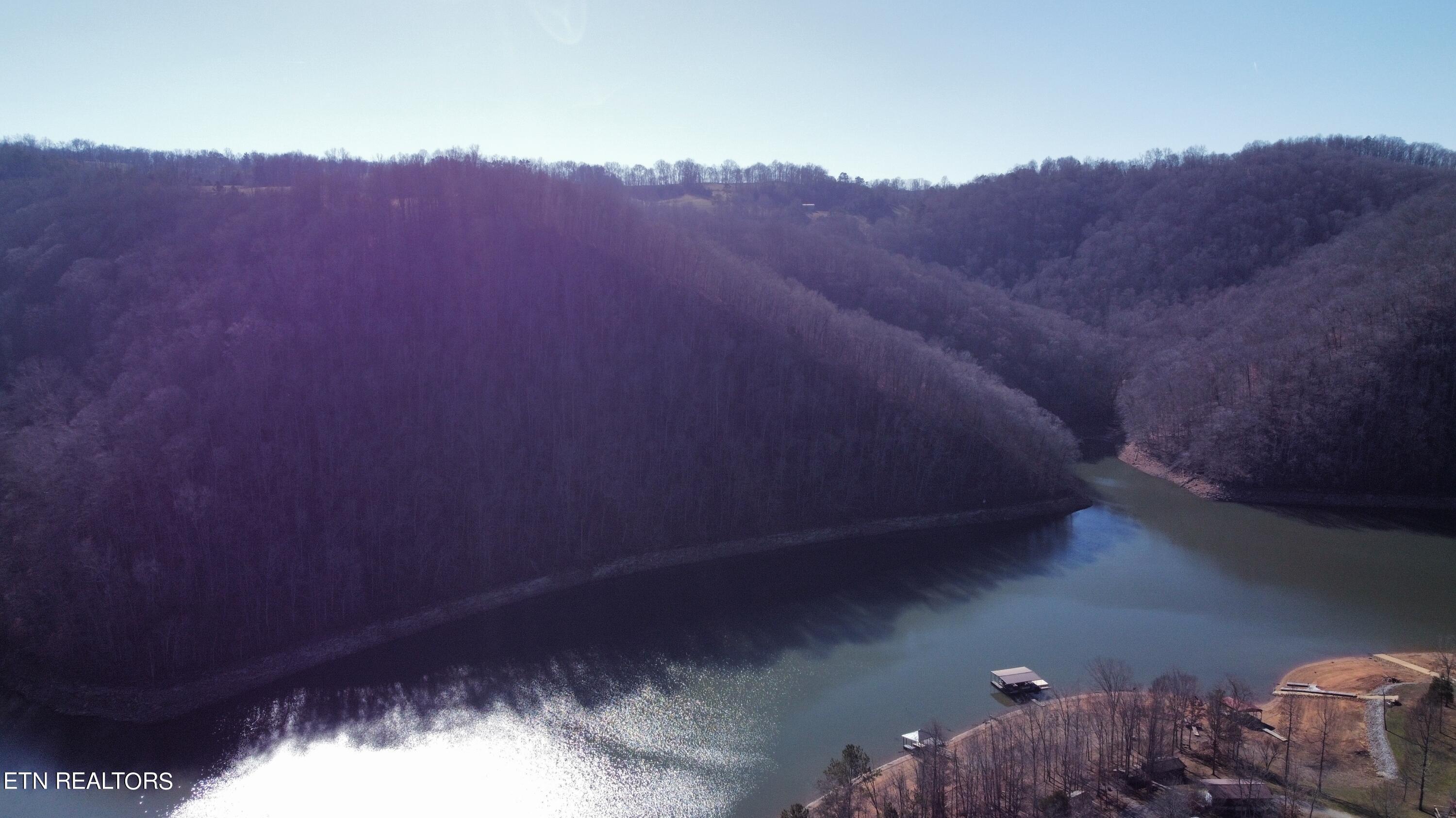 Image 3: D15B24D6-A26D-49BD-A2E2-7245E6913525