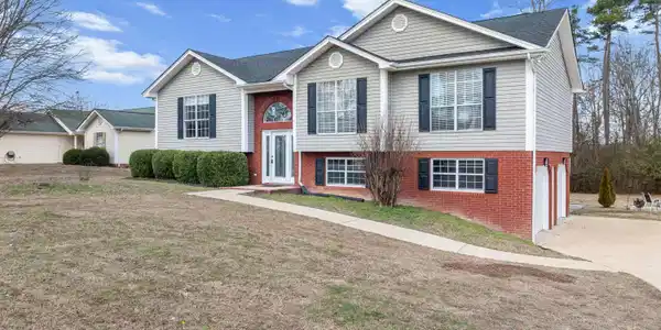 10015 Bear Trail Drive