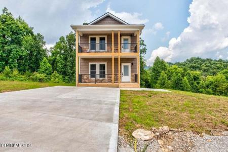 204 Pinnacle Lane