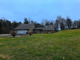 2037 Ridgewood Drive