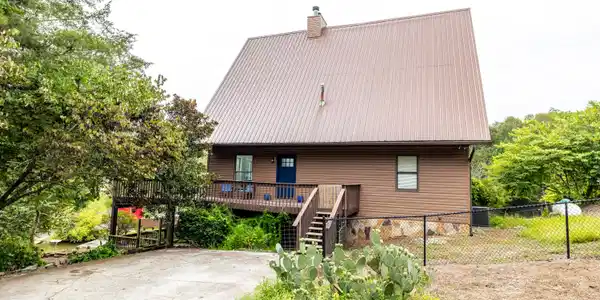 3320 Cove Point Drive