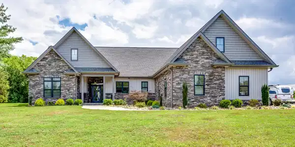 716 Loudon View Drive