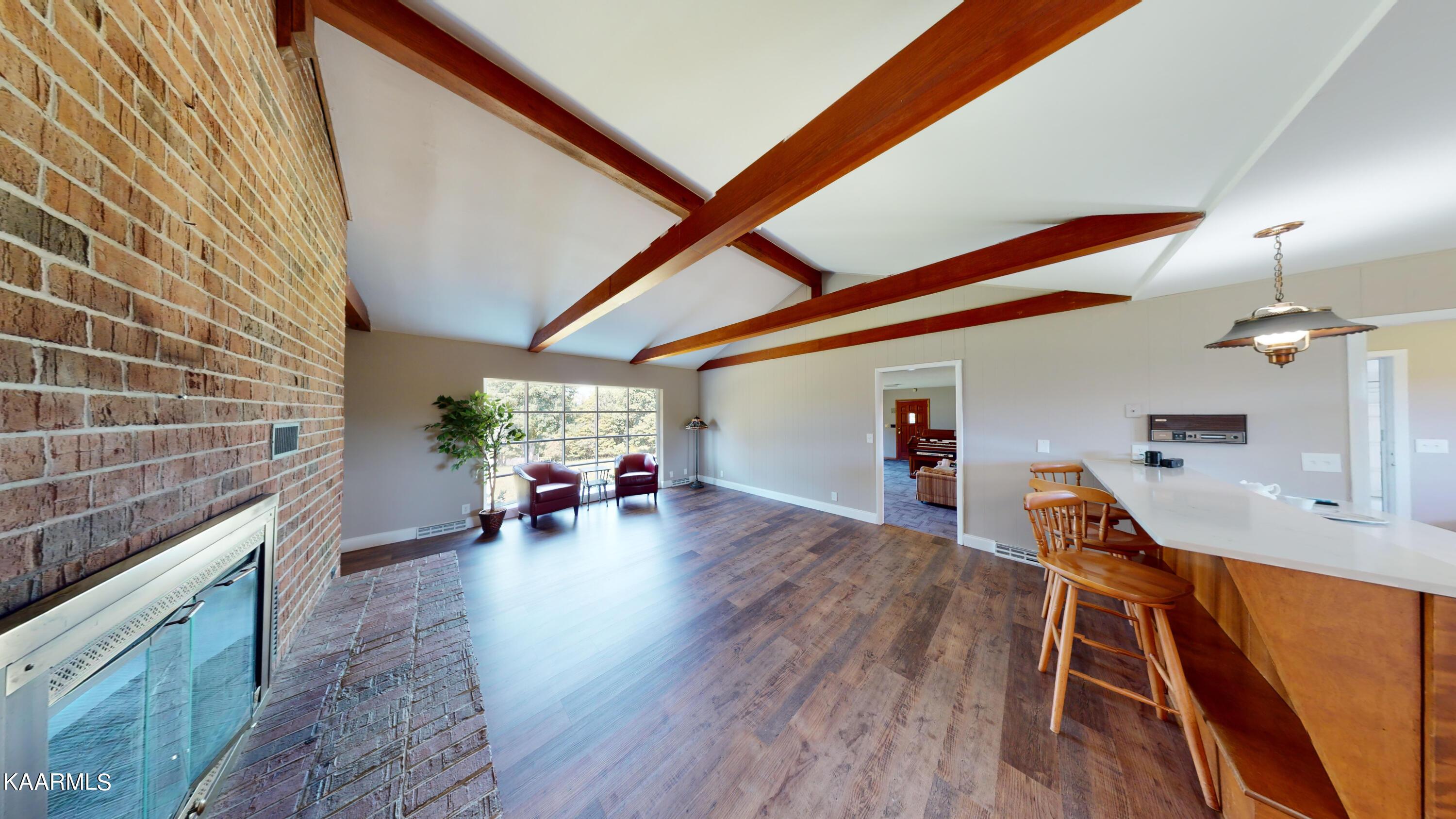 Image 3: 3- Living Room 1.5