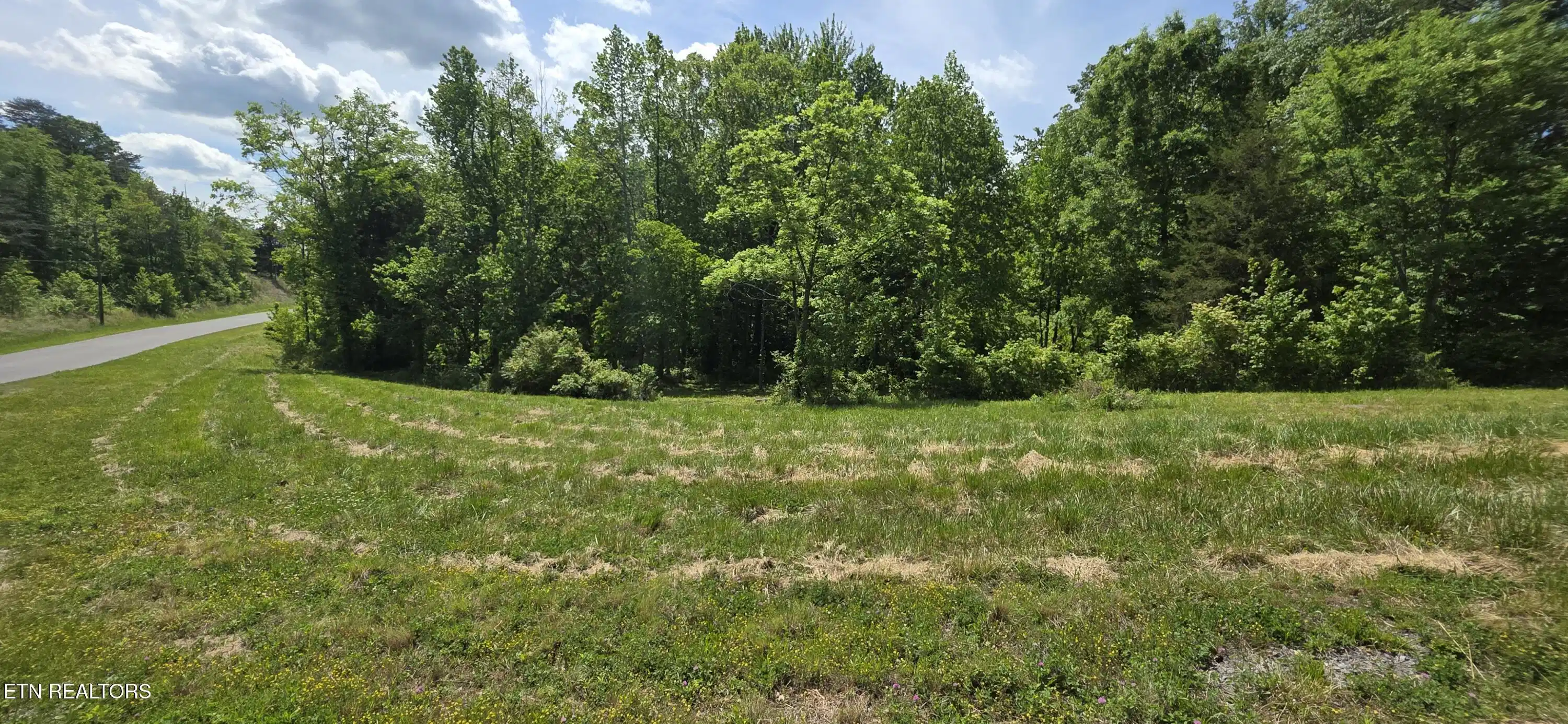 Image 1: Main