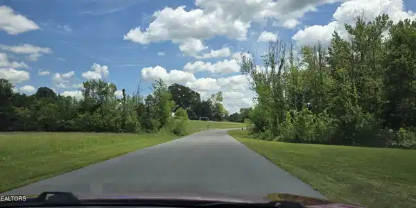 Image 3: Paved well-maintained roads