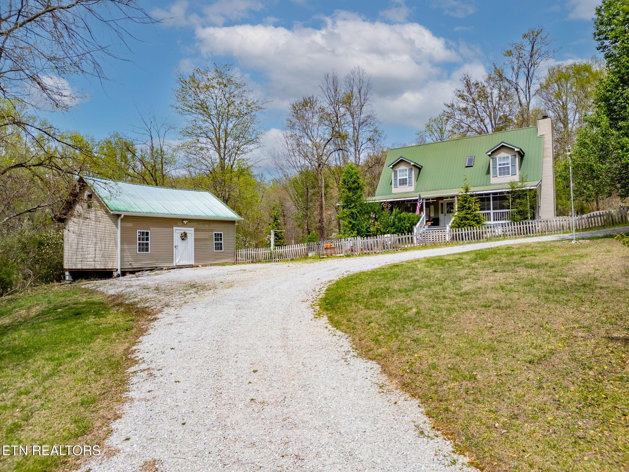 Image 3: 9-web-or-mls-DJI_0478-HDR