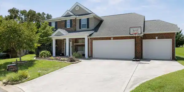 1203 Quicksilver Way