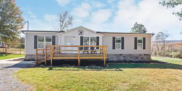 2552 Louisville Loop Loop