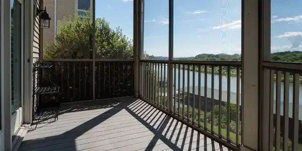 528 Riverfront Way