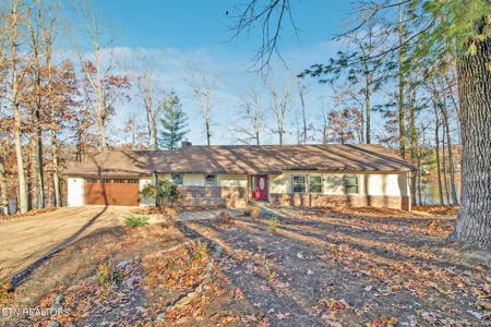 238 Lakeside Drive