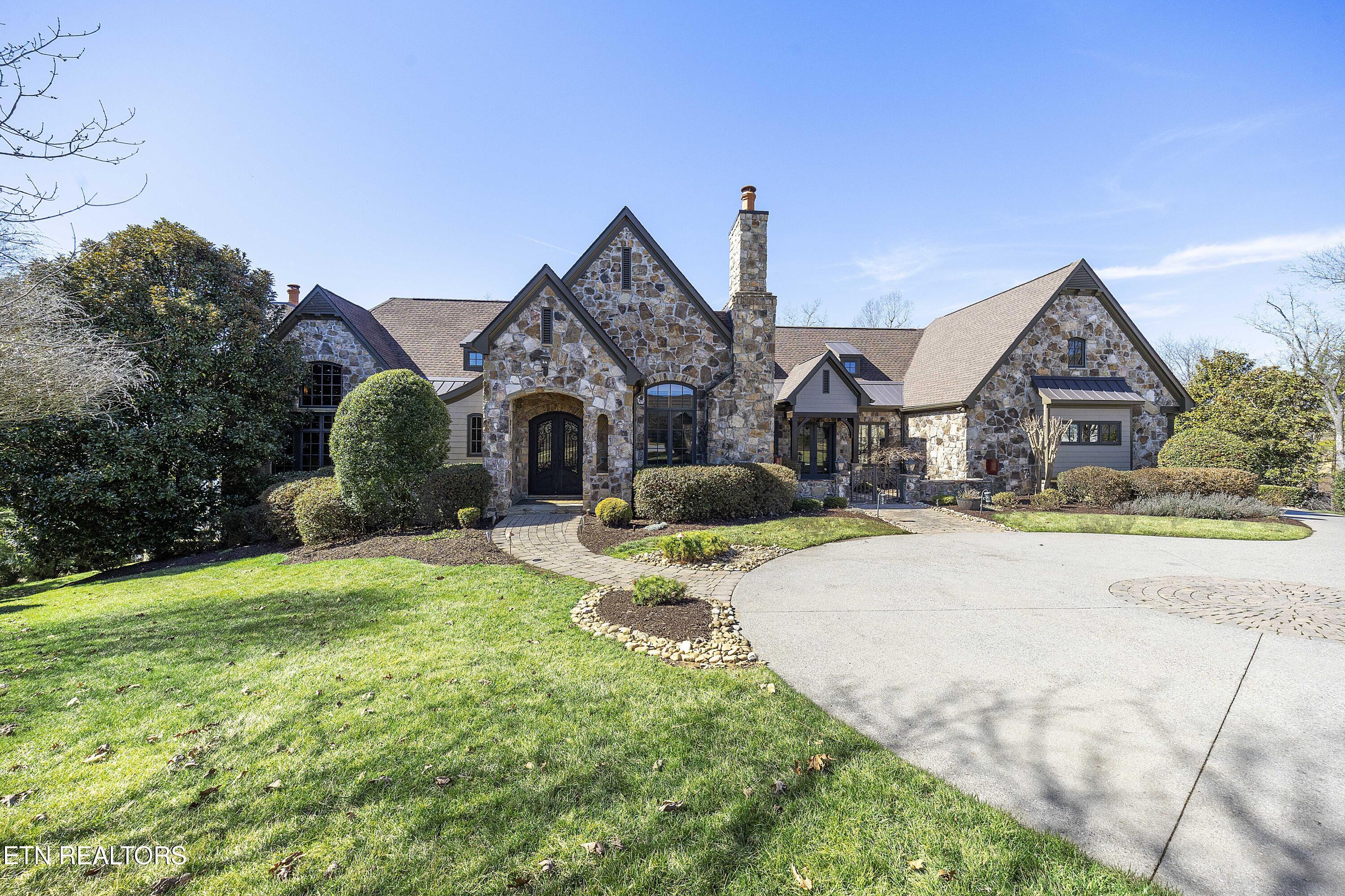 Image 2: A2_L40A1059