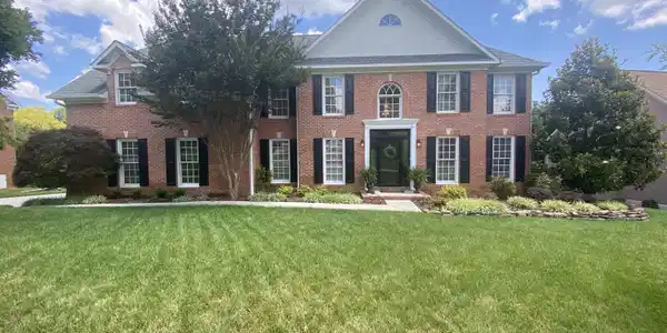 1868 Raven Hill Court