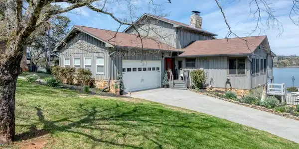 3670 Channel Drive