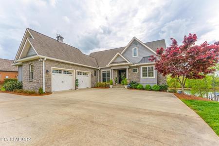 123 Indian Shadows Drive
