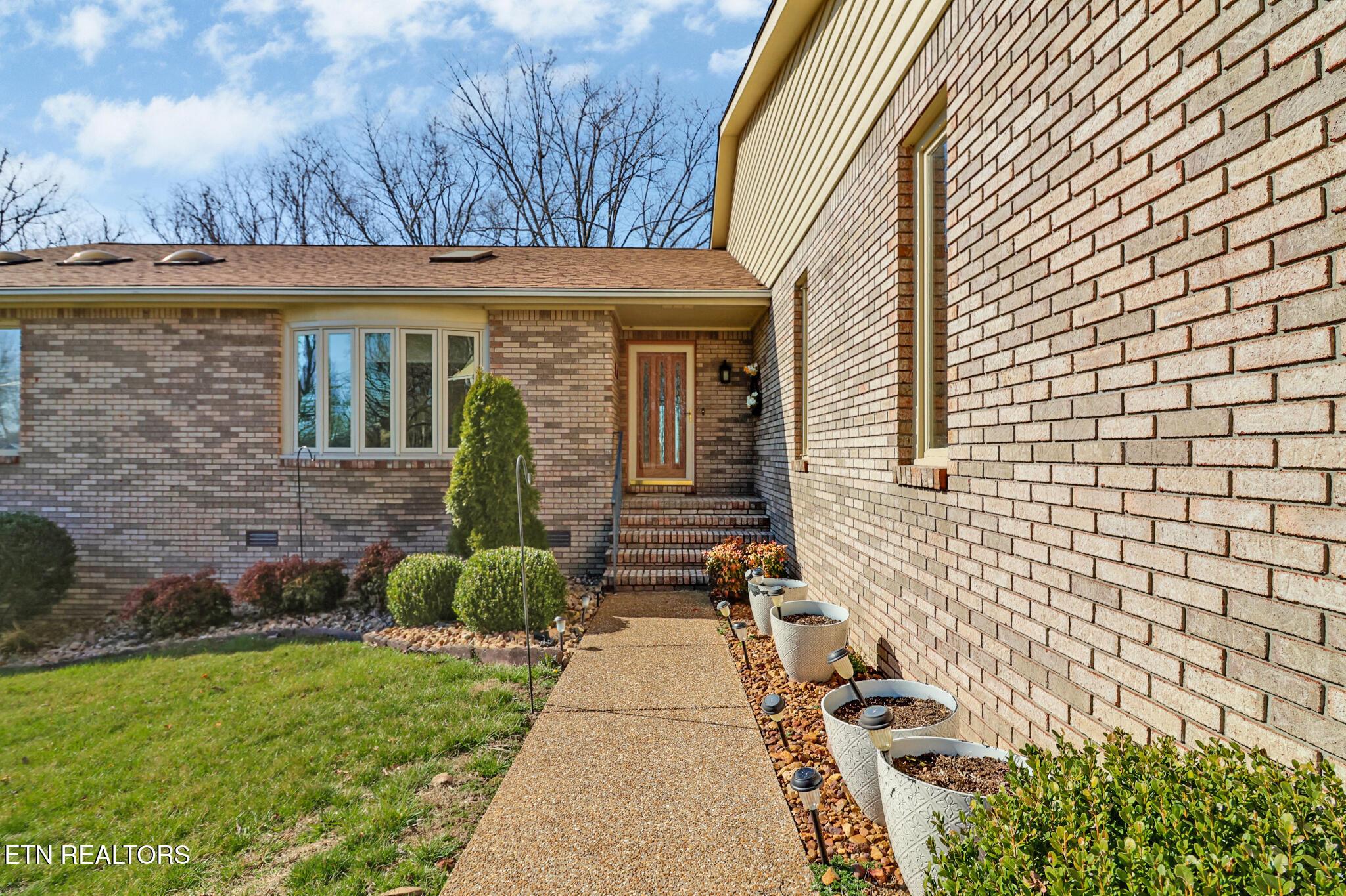 Image 2: if1a6119-if1a6123