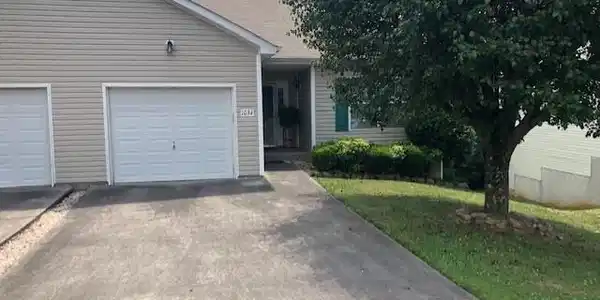 1034 Brittany Deanne Lane
