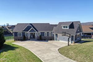 530 Ruth Circle