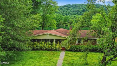 329 Gibbs Ferry Rd
