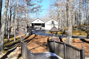 215 Ann Rd