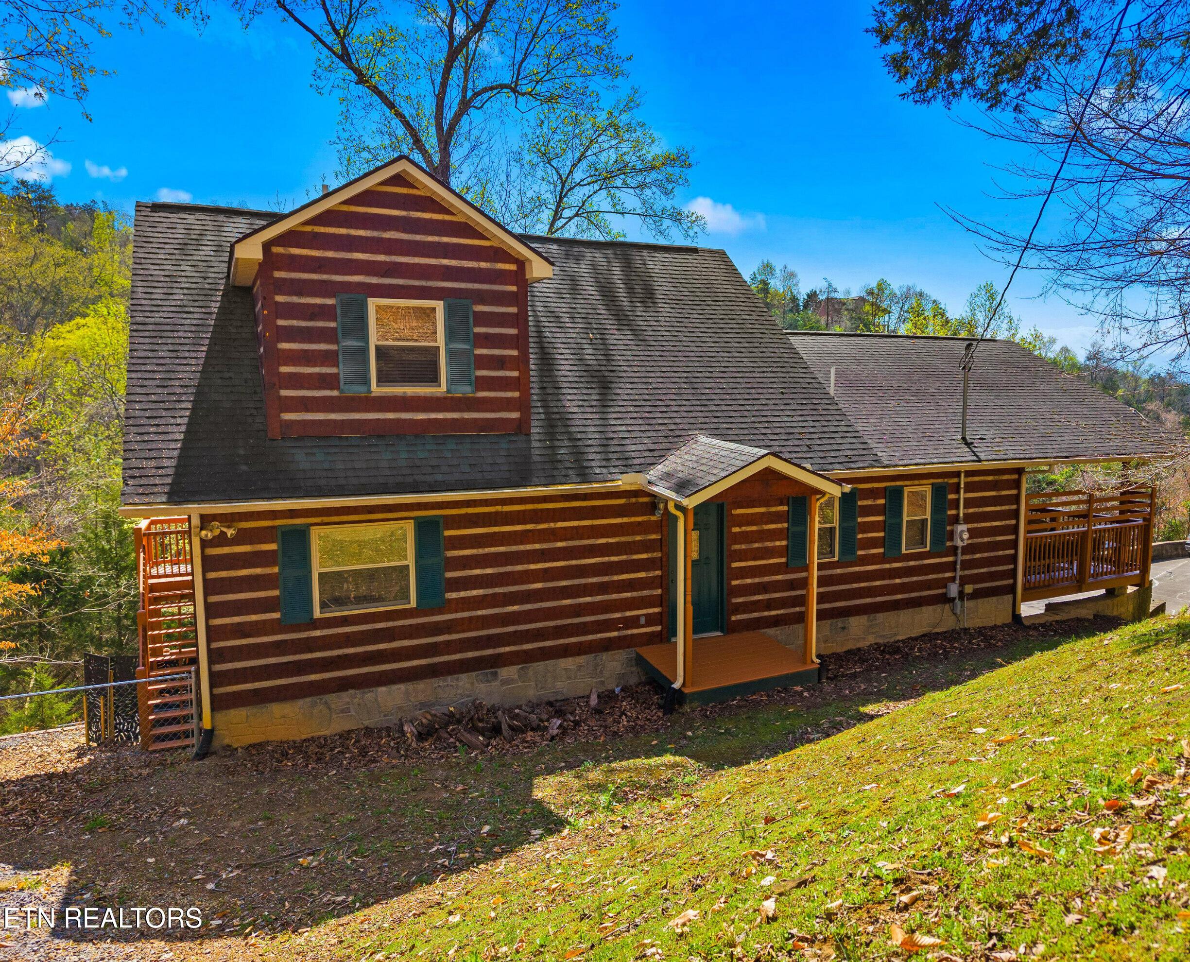 Image 3: 003-429FiletLane-Dandridge-TN-37725-SMAL
