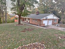 6804 Adrian Rd