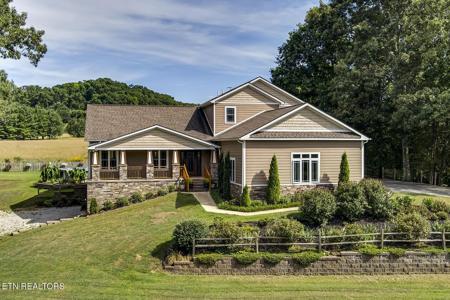 873 River Rd