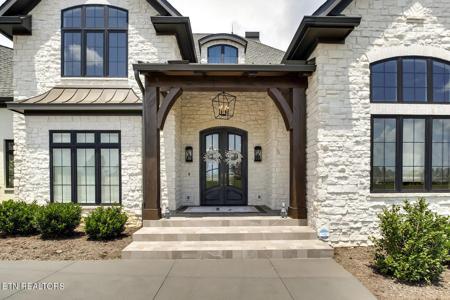 270 Bay Pointe Rd
