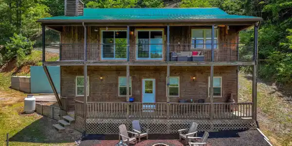 2759 Wildwood Rd