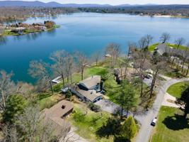 2111 Ona Rd