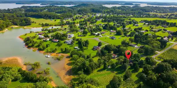 Image 4: 31-web-or-mls-1634-Brookview-Dr-Dandridg
