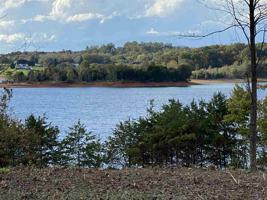 3097 Water's Edge Dr