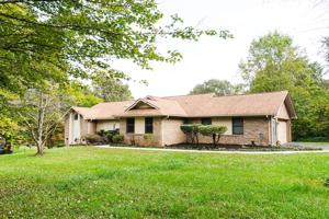1936 Ridgewood Dr