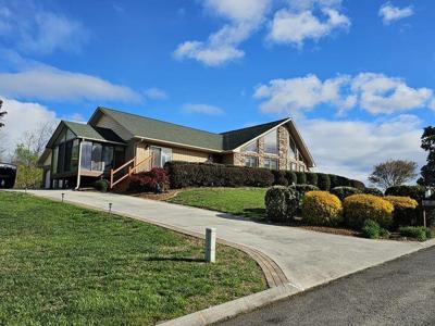 506 River Chase Lane