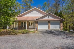 367 Moore Rd
