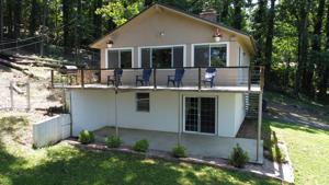 2052 Lakewood Dr
