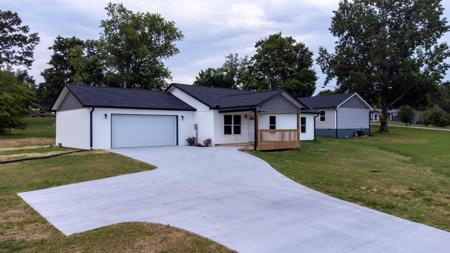 270 W Hwy 25-70