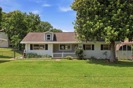 2107 Iroquois Drive