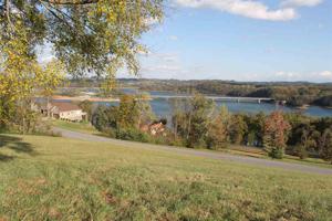 2453 Starboard Crest Road