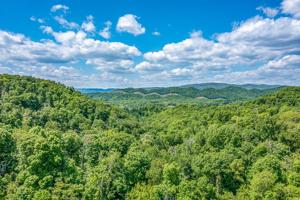 6271 Outlook Trail